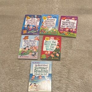 My weird school books. Summer Reading 3-Book Box Set, plus 5 holiday books.